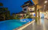 Swimming Pool 3 Ebino Puluong Resort