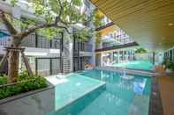 Swimming Pool Tour De Phuket Hotel