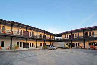 Exterior 4 OYO 90618 Hanania House Syariah