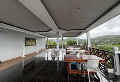 Bar, Cafe and Lounge 3 SUNRISE HOTEL LABUAN BAJO