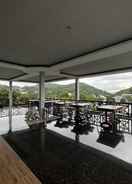 BAR_CAFE_LOUNGE SUNRISE HOTEL LABUAN BAJO