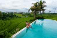 Kolam Renang Astera Resort Canggu by Ini Vie Hospitality