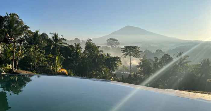 Kolam Renang KTS Wanaprasta Villa