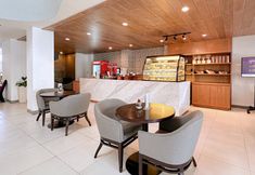 Bar, Cafe and Lounge 6 Kimaya Braga Bandung by Harris