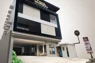 Bangunan Cozzy Stay Hotel Semarang by Sinergi