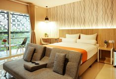 Phòng ngủ 2 Front One Hotel Sragen 