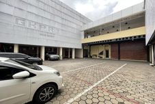 外観 Hotel Lengkong 2