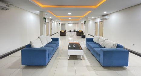 ロビー 2 Hotel Lengkong 2