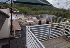 Bar, Cafe and Lounge 6 Demmie Emerald C9