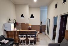 機能ホール Demmie Emerald C9