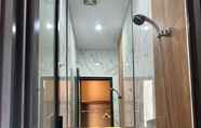 In-room Bathroom 5 Teras Lembang Syariah