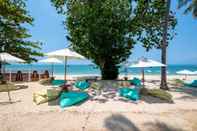 บาร์ คาเฟ่ และเลานจ์ Royal Yao Yai Island Beach Resort