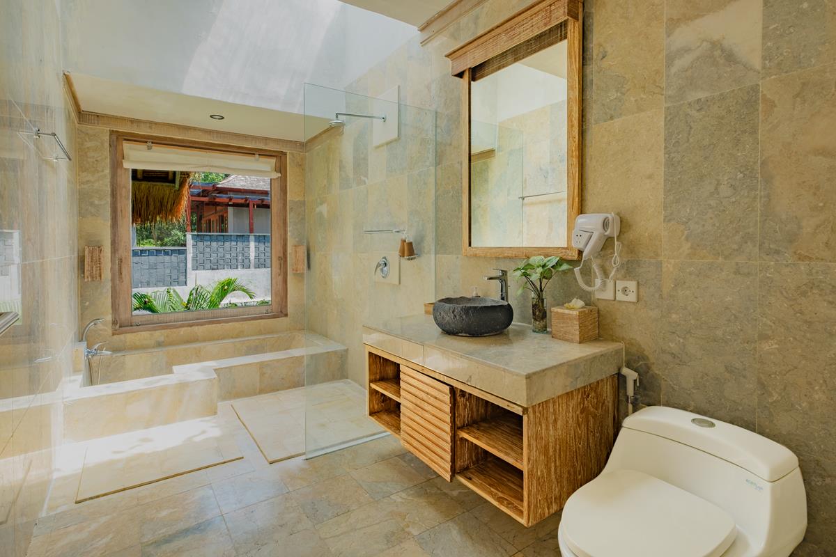 In-room Bathroom The Kanjeng Resort Ubud