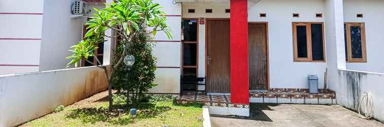 Lobi SLEEP HOUSE Cirebon Homestay