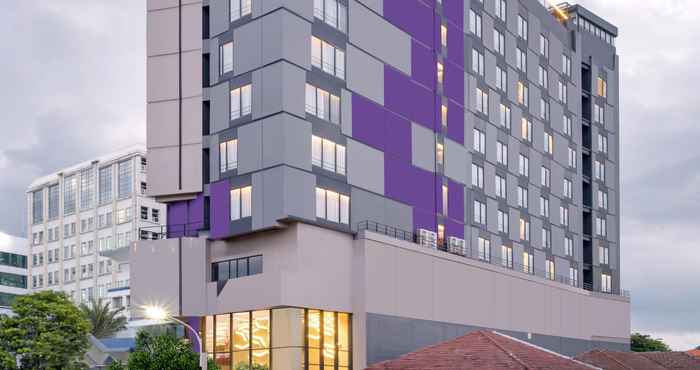 Exterior Quest Hotel Prime Pemuda - Semarang