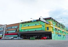 Exterior 2 SUPER OYO 90478 Marina World