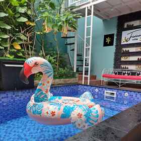 Swimming Pool 1 Triwina Villa, Batu Moksa Dewi Anjarwati 酒店
