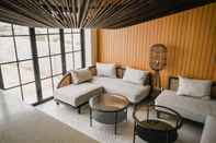 Quầy bar, cafe và phòng lounge U Stay Hotel Style Batik