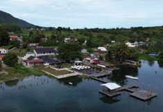 Exterior 3 Damar Toba