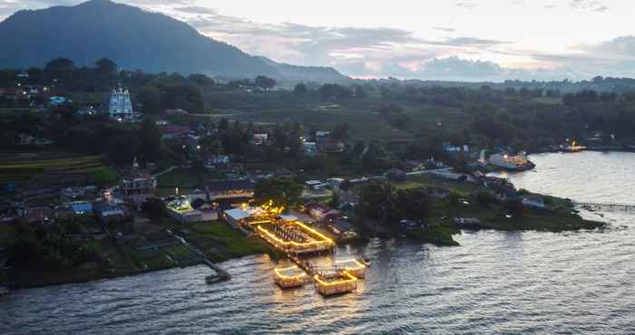 Luar Bangunan Damar Toba