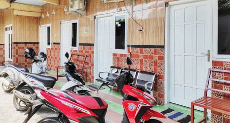 外觀 2 Queen Asri Mitra RedDoorz