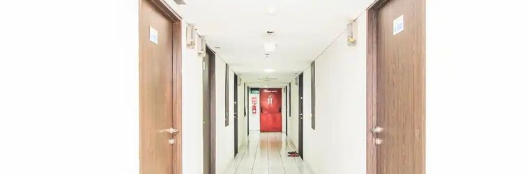 Lobby APARTEMEN THE JARRDIN CIHAMPELAS BY BAGAS HALLO TIDUR