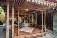 Common Space TwoSpaces Living at Kayu Beach Villa