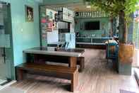 Bar, Kafe, dan Lounge Vila Bunda Cifor