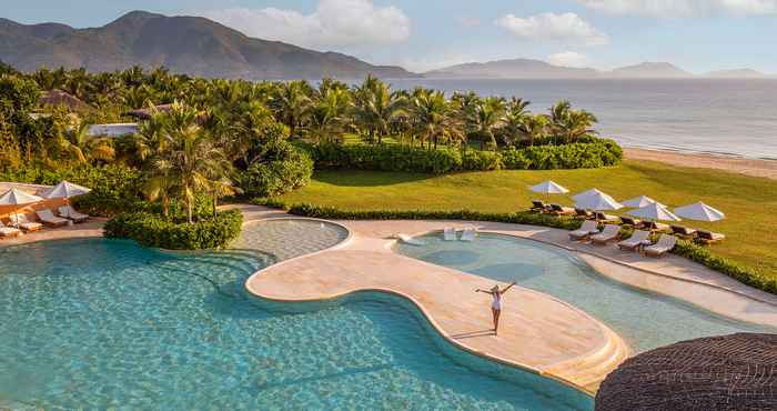 Kolam Renang Ana Mandara Cam Ranh