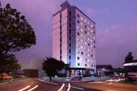 Exterior Hotel Neo Gading Solo