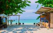 Ruang Umum 2 Lipe Garden Beach Resort