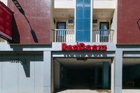 Exterior RedDoorz @ Isabelita Hotel Tugegarao City