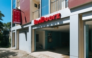 Exterior 3 RedDoorz @ Isabelita Hotel Tugegarao City