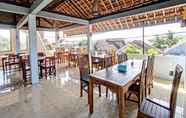 Restoran 6 Capital O 92747 Ombak Cafe & Homestay