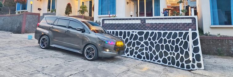 Lobi Villa Rumah Bromo 8