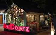 Others 4 RedDoorz Plus near Alun Alun Sumenep