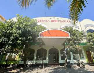 Bangunan 2 Global Inn Syariah Mitra RedDoorz near Juanda T1 Airport