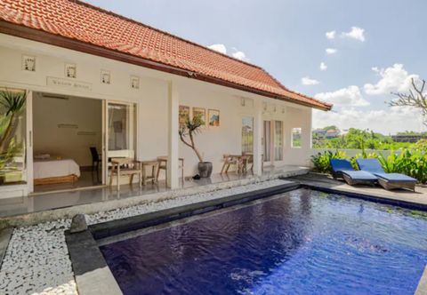 Kolam Renang Idyll House