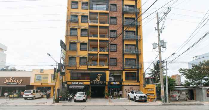 Bangunan 153 Silverio Suites Paranaque City