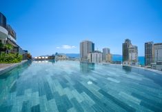 スイミングプール 2 Golden Lotus Grand Da Nang