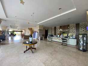 Lobby 4 Ascent Premiere Pasuruan