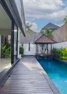 SWIMMING_POOL Baliem Villa