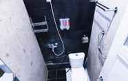 Toilet Kamar 7 DJS Home Stay Syariah