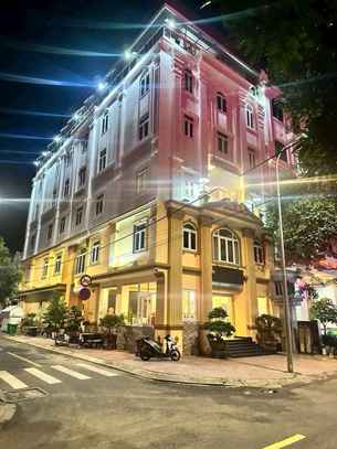 Ruby Hotel Con Dao, THB 722.27