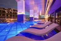 Swimming Pool Valia Hotel Bangkok