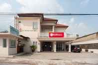 Exterior RedDoorz Plus Syariah near Exit Toll ITERA Lampung 2