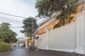 Exterior 4 Urbanview Darmo Residence Bandung