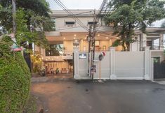 Exterior 3 Urbanview Darmo Residence Bandung