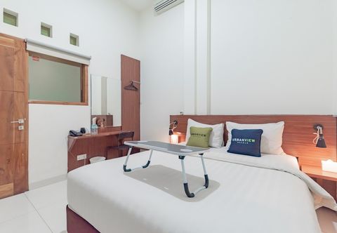Bedroom Urbanview Darmo Residence Bandung