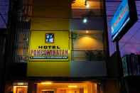 ภายนอกอาคาร Hotel Poncowinatan - Tugu Yogyakarta